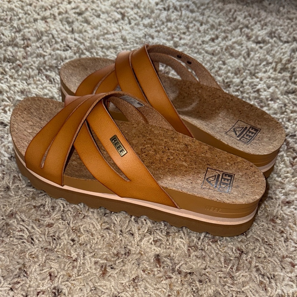 Reef Women's Tan Cork Slide Sandals